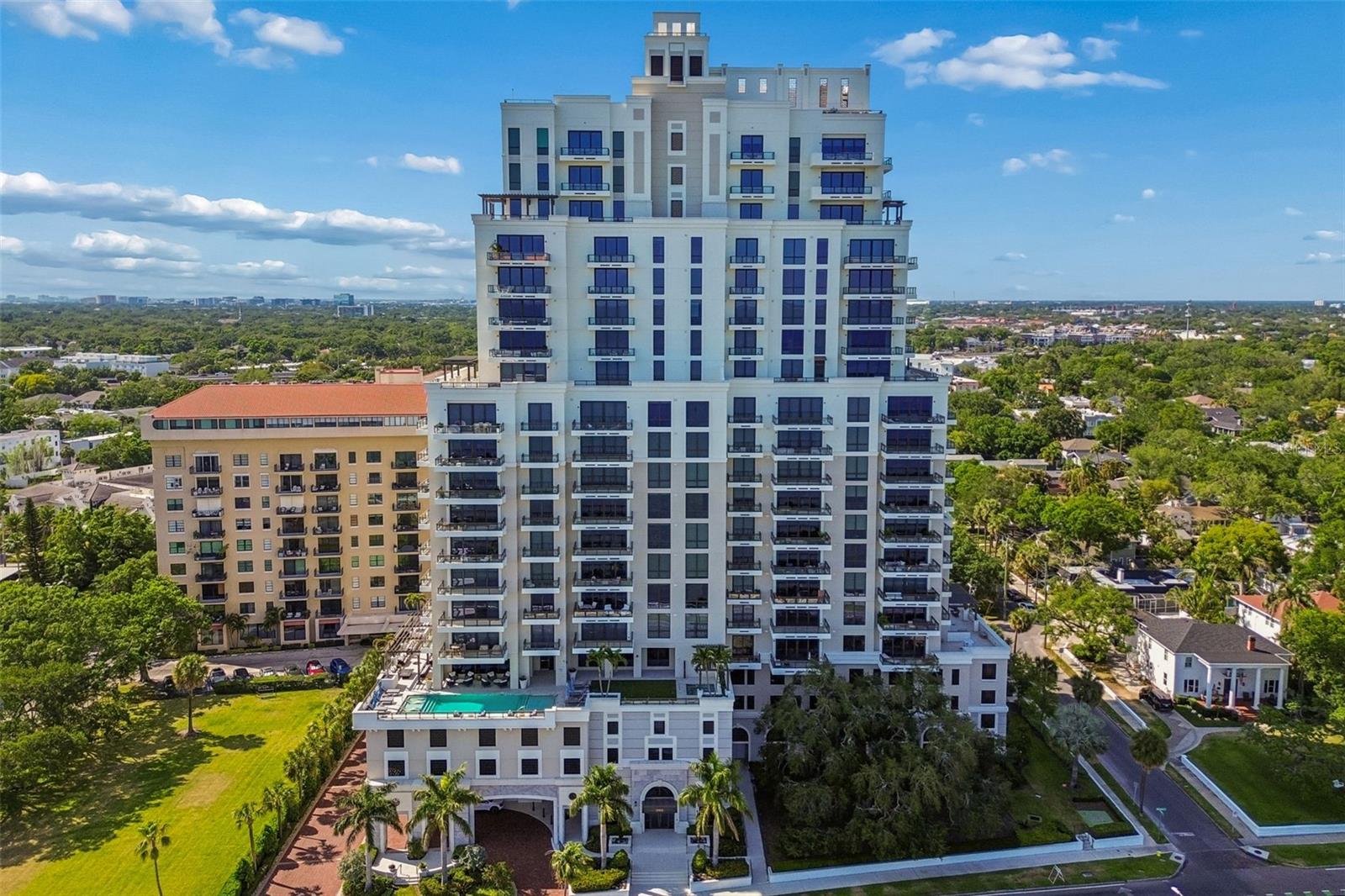 HYDE PARK HOUSE CONDOMINIUM - Residential