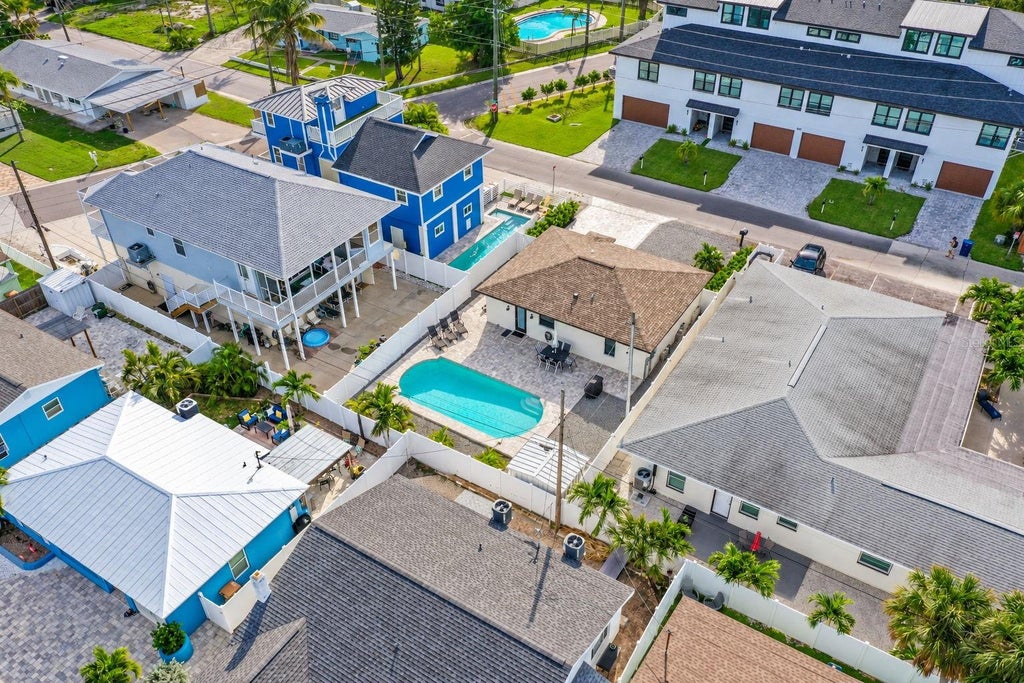Photo of 170 145th Avenue E, Madeira Beach, FL 33708 (MLS # TB8552862)