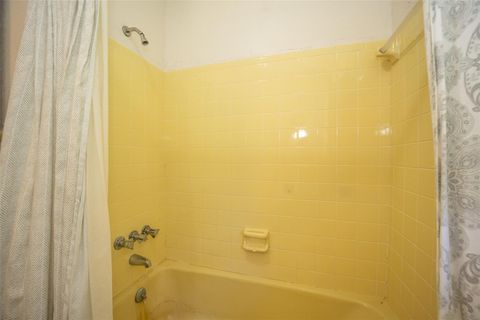 Tiny photo for 4078 County Road 124, Wildwood, FL 34785 (MLS # G5059701)