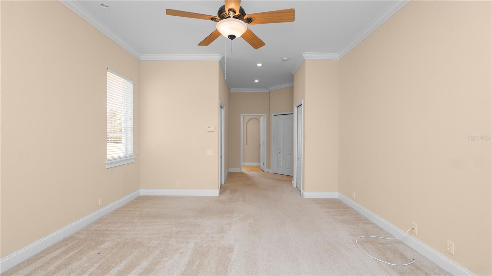 SUMMERGLEN - Residential