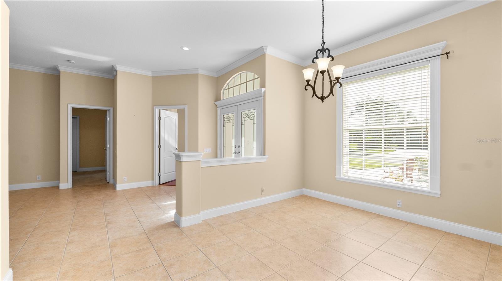 SUMMERGLEN - Residential