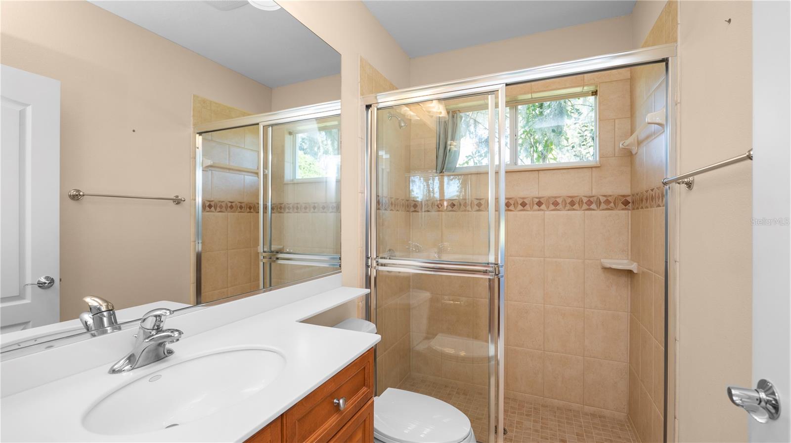 SUMMERGLEN - Residential