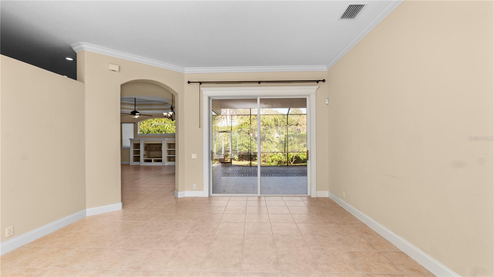 SUMMERGLEN - Residential