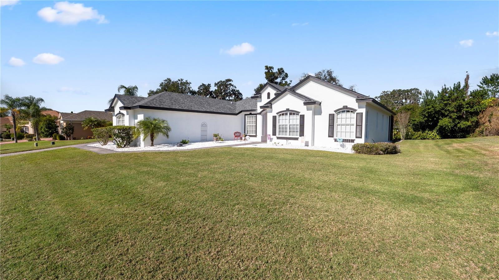 SUMMERGLEN - Residential