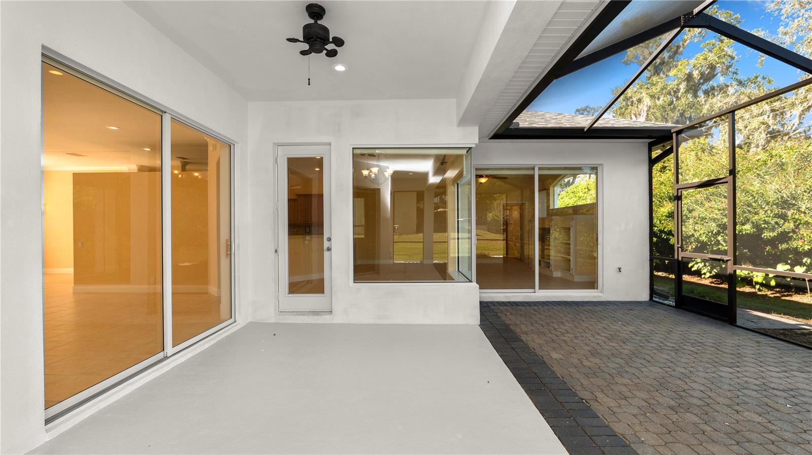 SUMMERGLEN - Residential