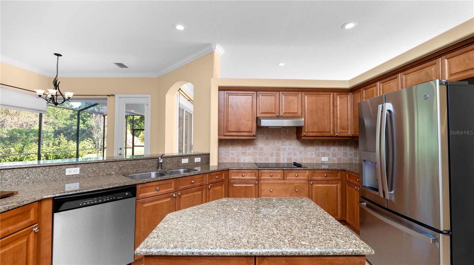 SUMMERGLEN - Residential