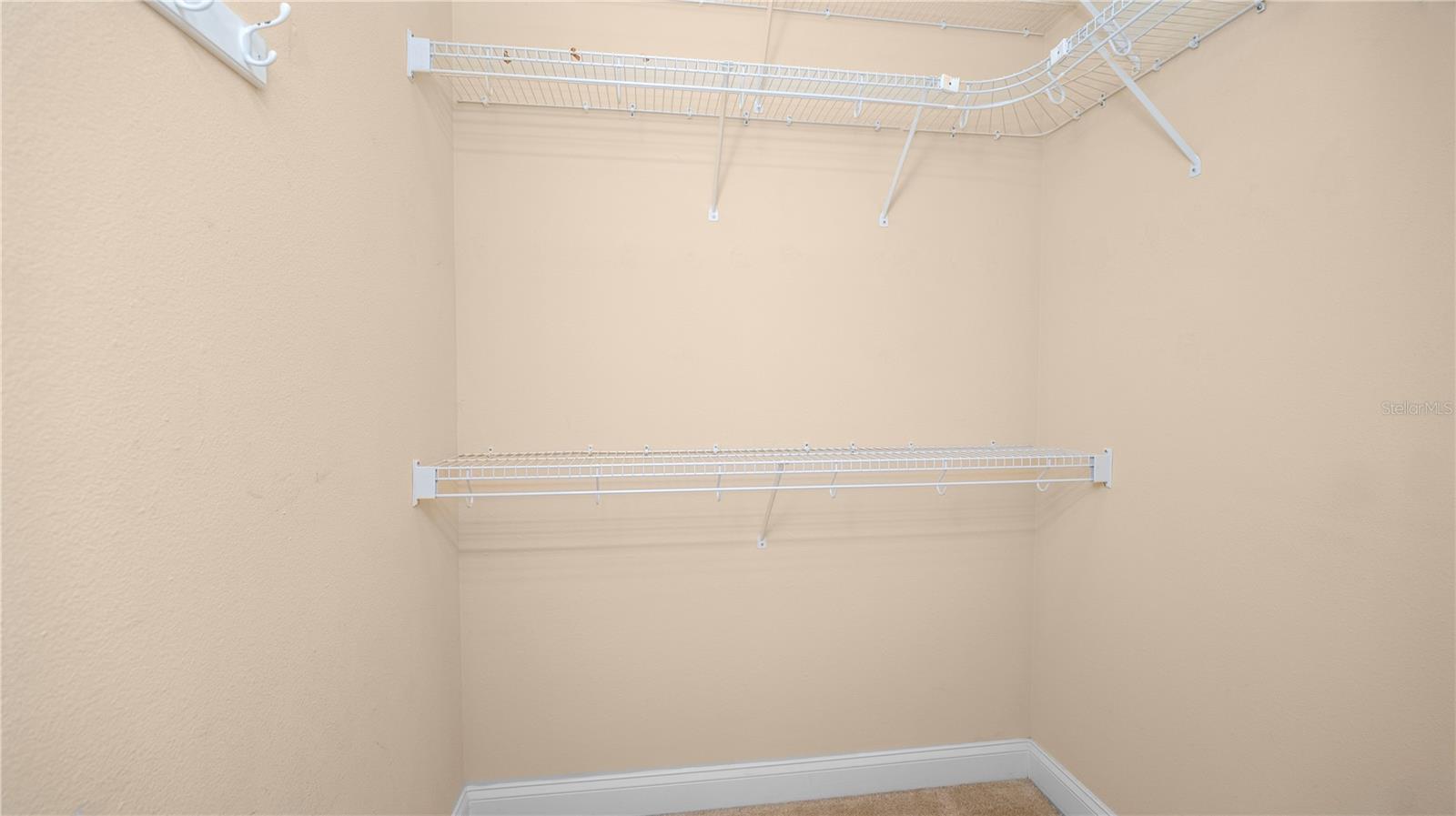 SUMMERGLEN - Residential