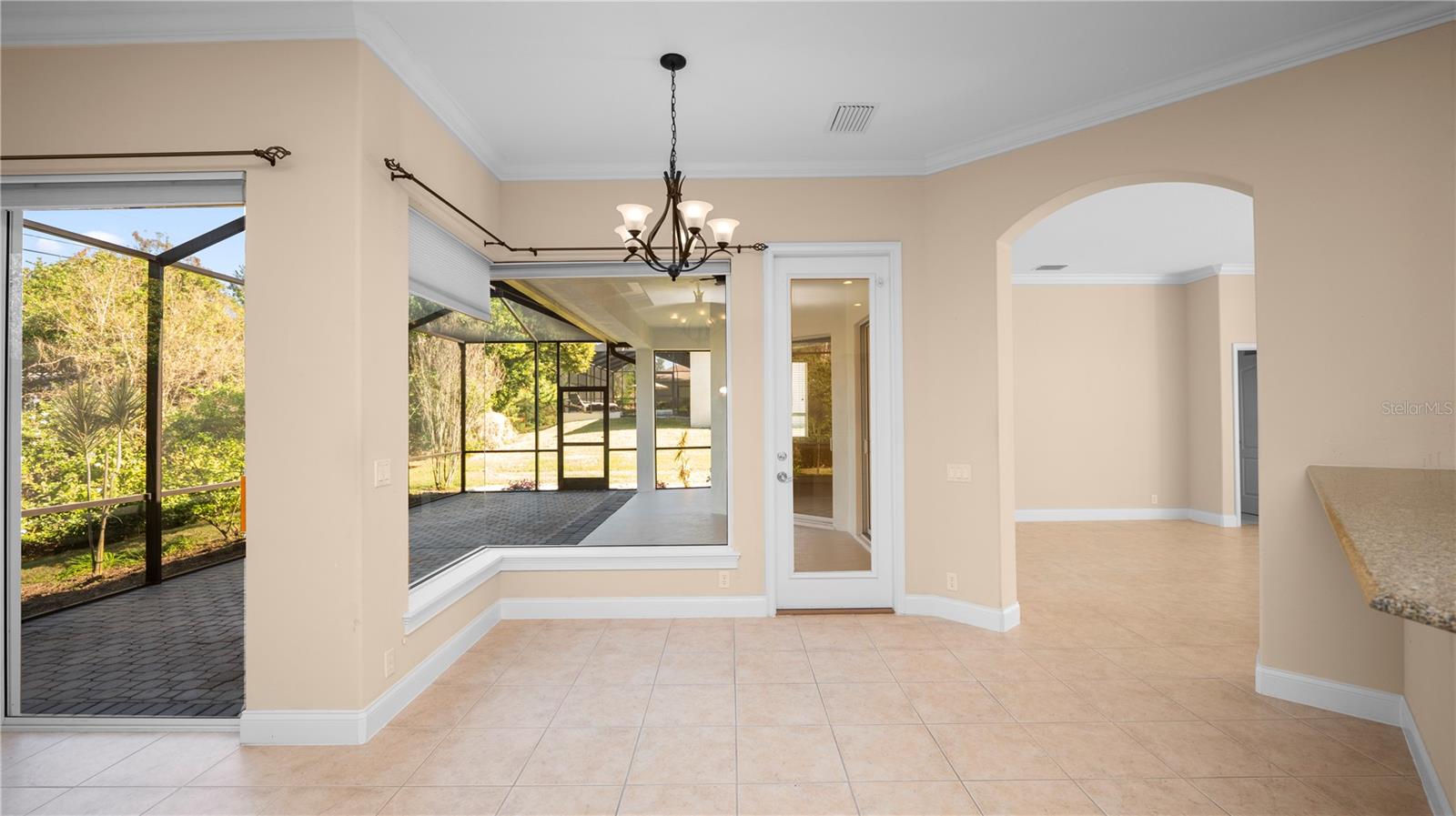 SUMMERGLEN - Residential