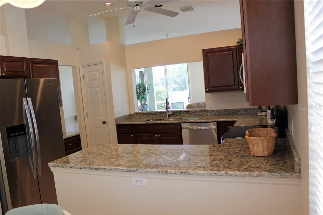 VENICE GOLF & COUNTRY CLUB - Residential Lease