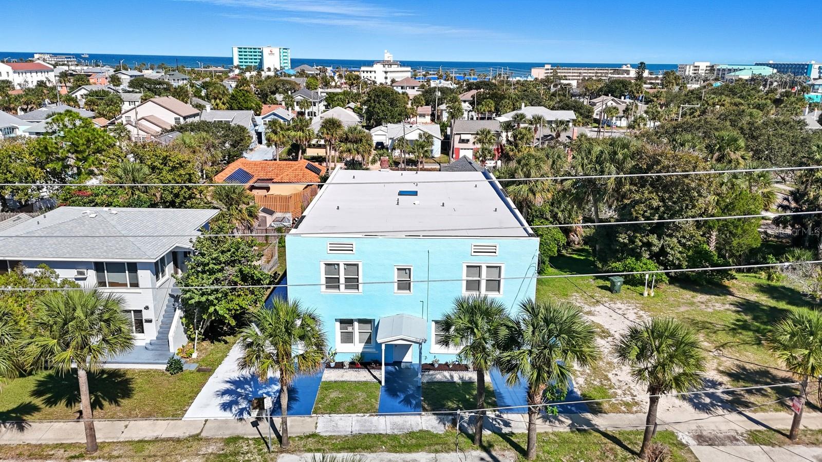 FUQUAYS DAYTONA BEACH - Commercial Sale