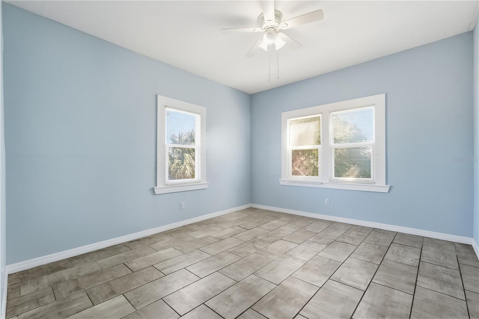 FUQUAYS DAYTONA BEACH - Commercial Sale