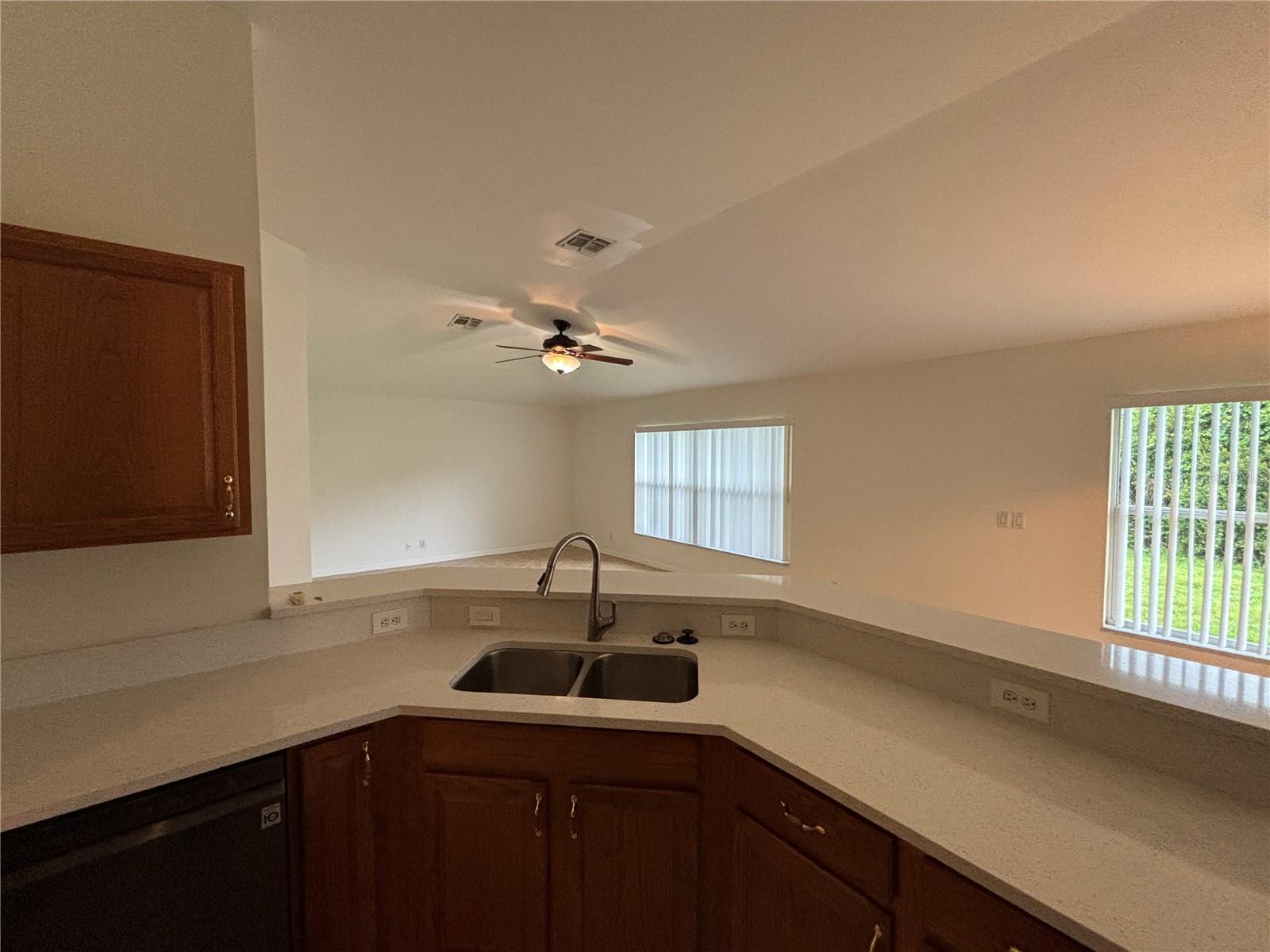 ENCLAVE/LKS/THREE OAKS PH 1 - Residential Lease