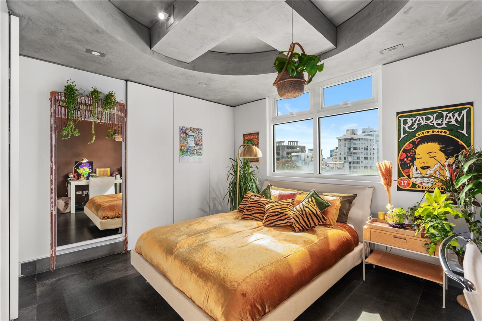 MCLEARY 1800 PH 2 - Residential Lease