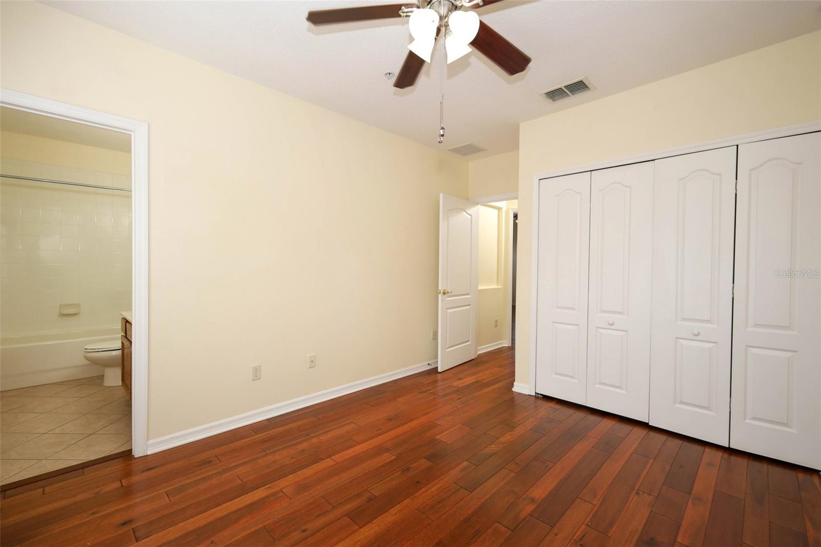 JESUPS RESERVE TWNHMS REP - Residential