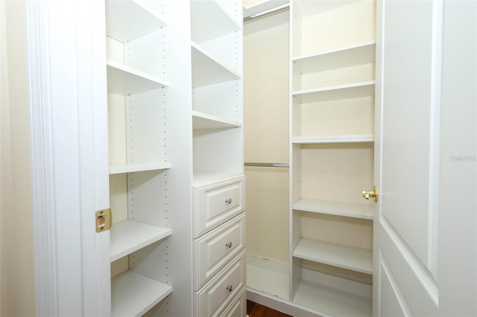 JESUPS RESERVE TWNHMS REP - Residential