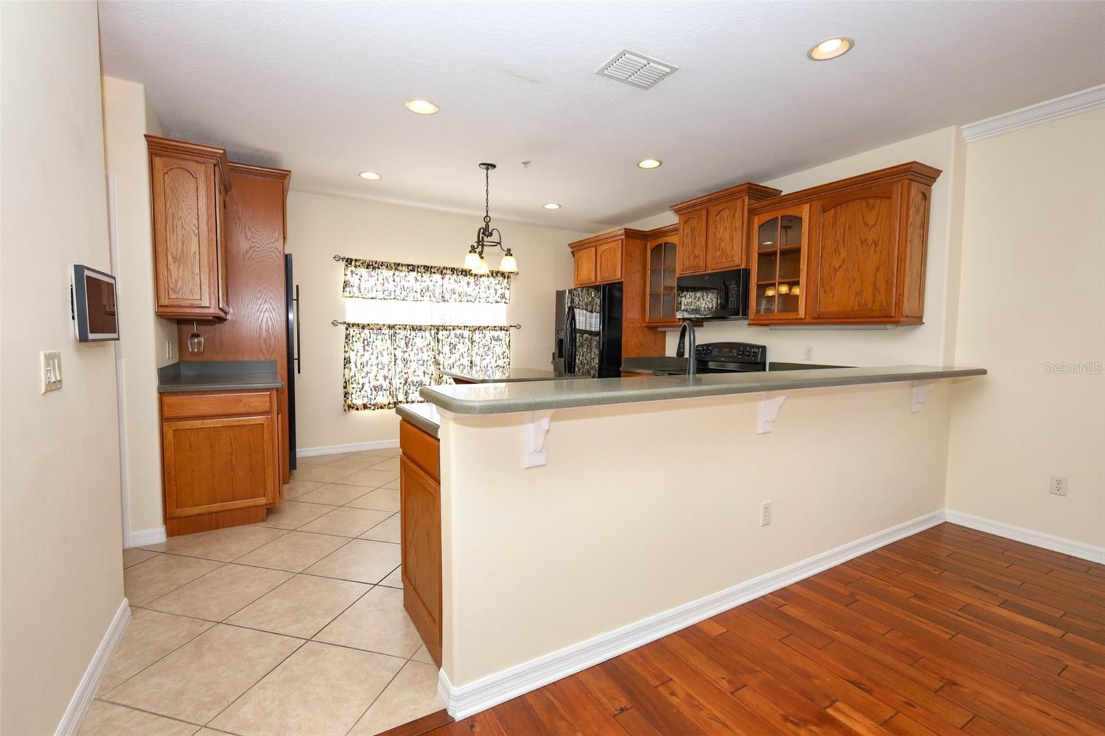 JESUPS RESERVE TWNHMS REP - Residential