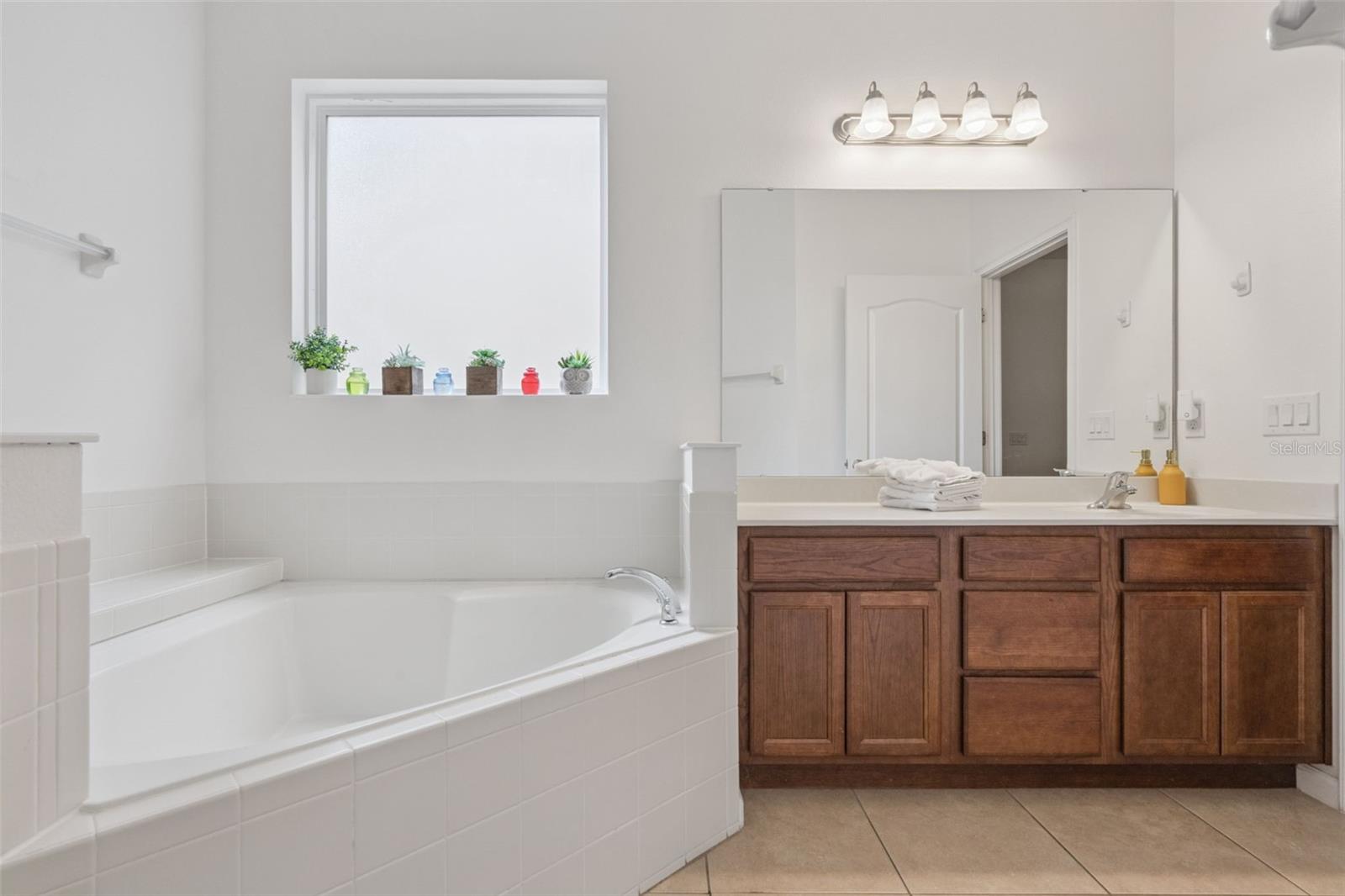 SOLTERRA RESORT / OAKMONT PHASE 1 - Residential