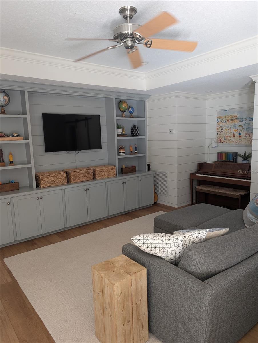 RIVERVIEW HARBOR - Residential