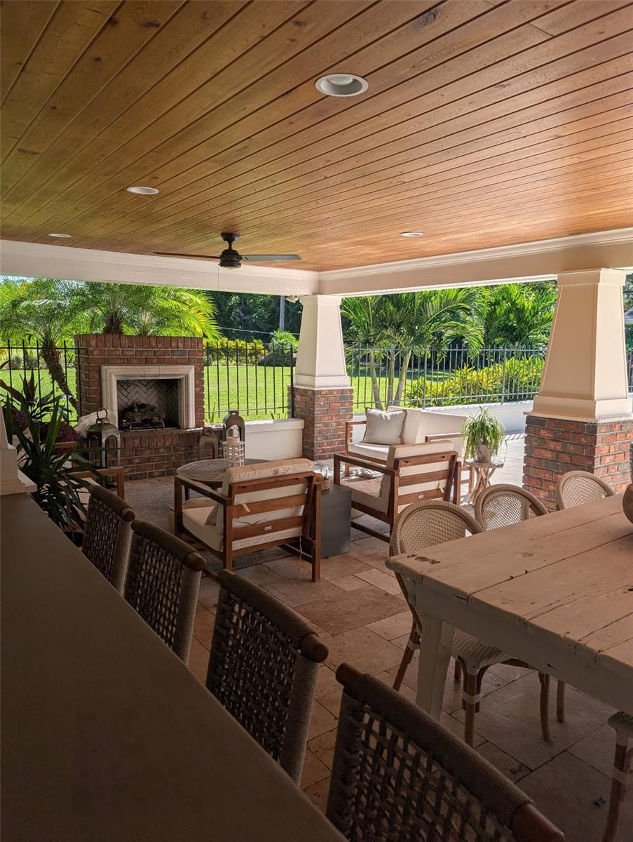 RIVERVIEW HARBOR - Residential