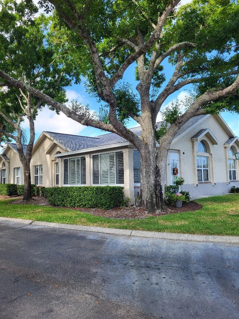 FAIRWAY PALMS A CONDO - Residential