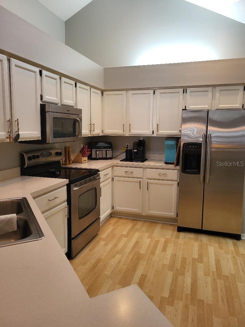 FAIRWAY PALMS A CONDO - Residential
