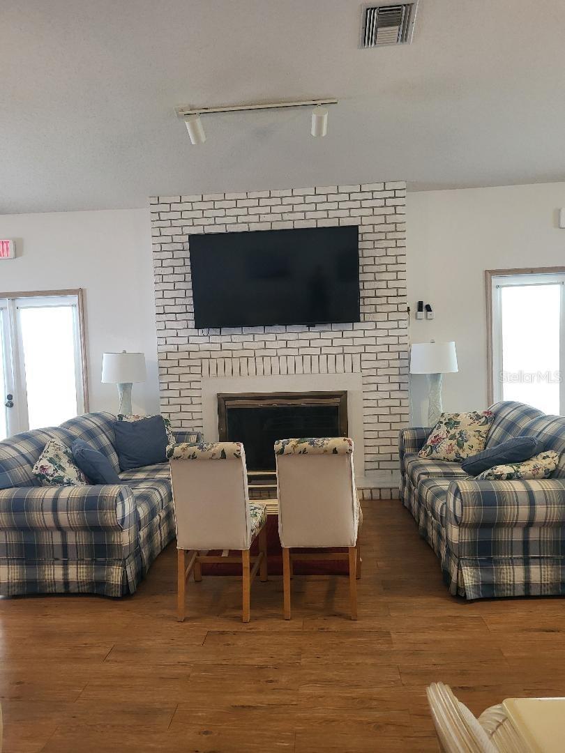 FAIRWAY PALMS A CONDO - Residential