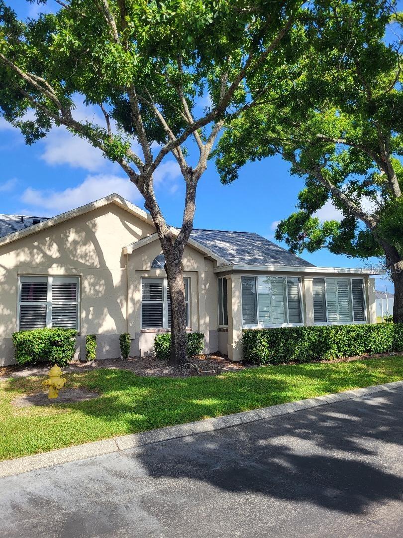 FAIRWAY PALMS A CONDO - Residential