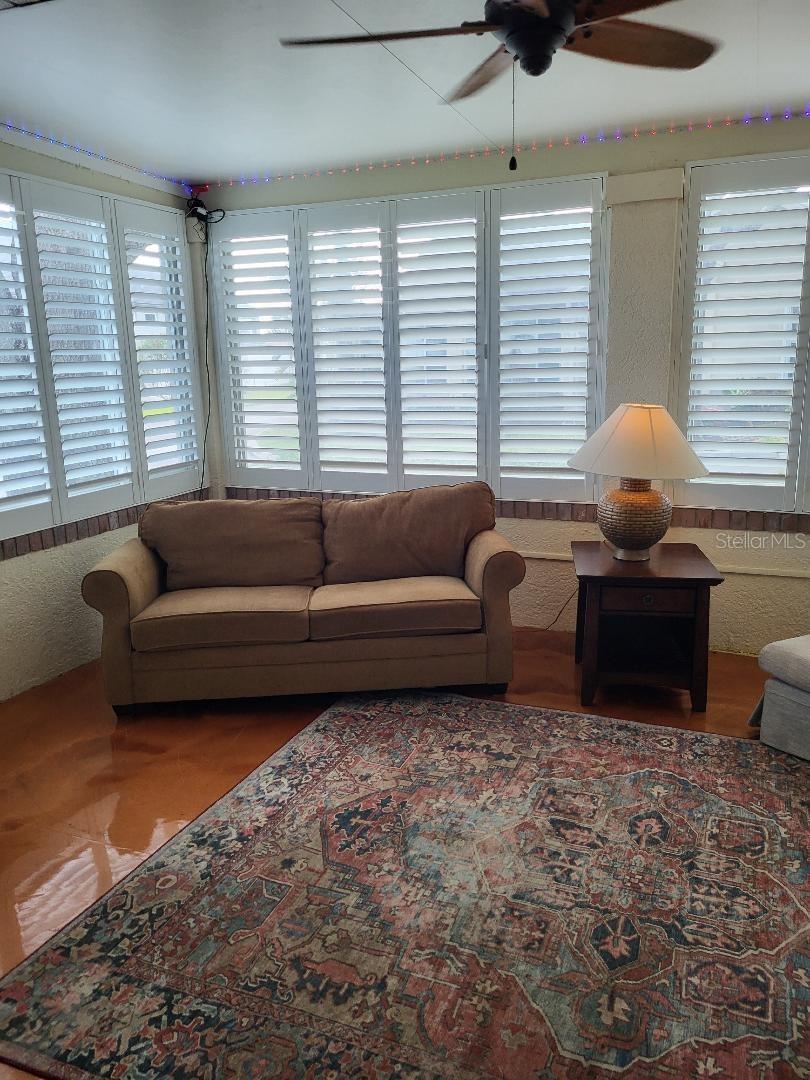 FAIRWAY PALMS A CONDO - Residential