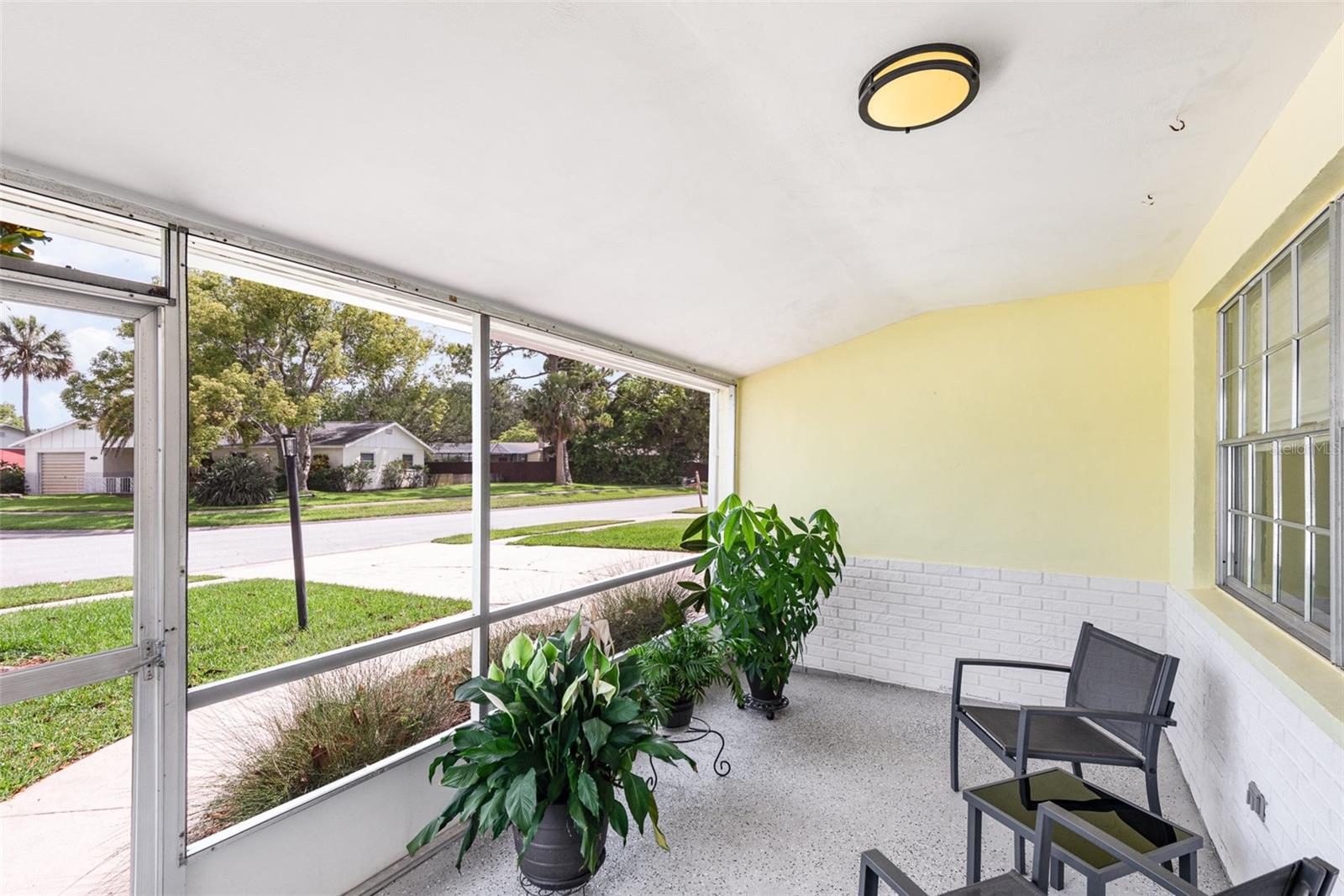 692 GASLIGHT DRIVE