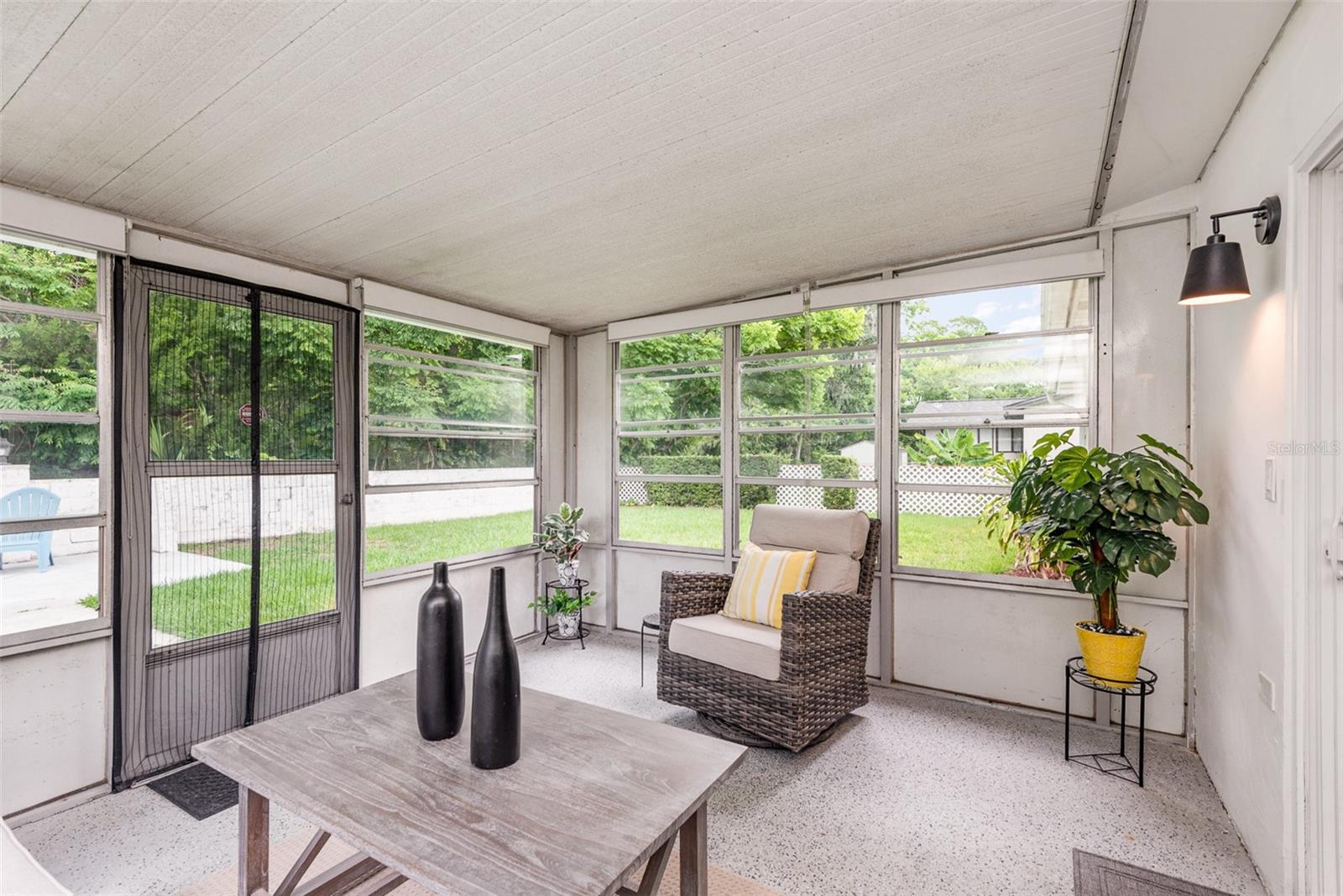 LANTERN PARK UNITS 01 & 02 - Residential