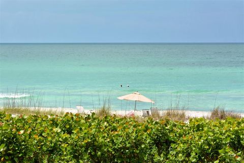 A home in LONGBOAT KEY