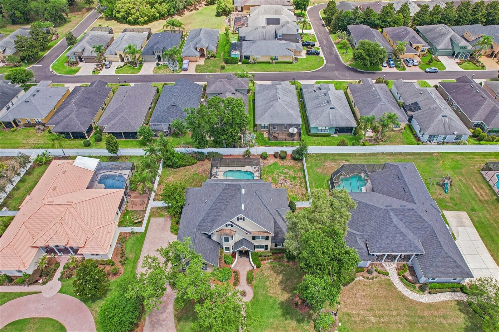ASHTON OAKS - Residential