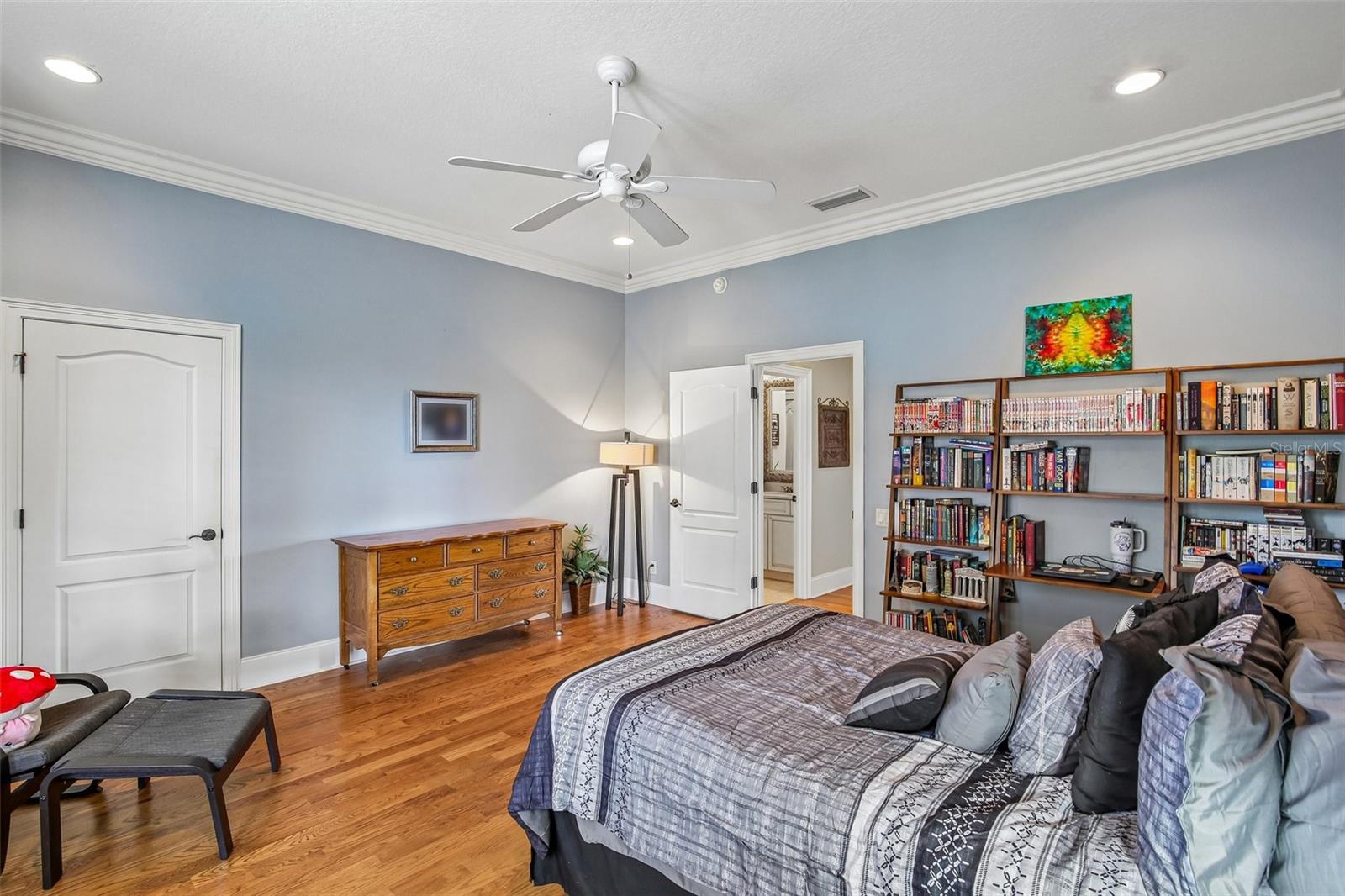 ASHTON OAKS - Residential