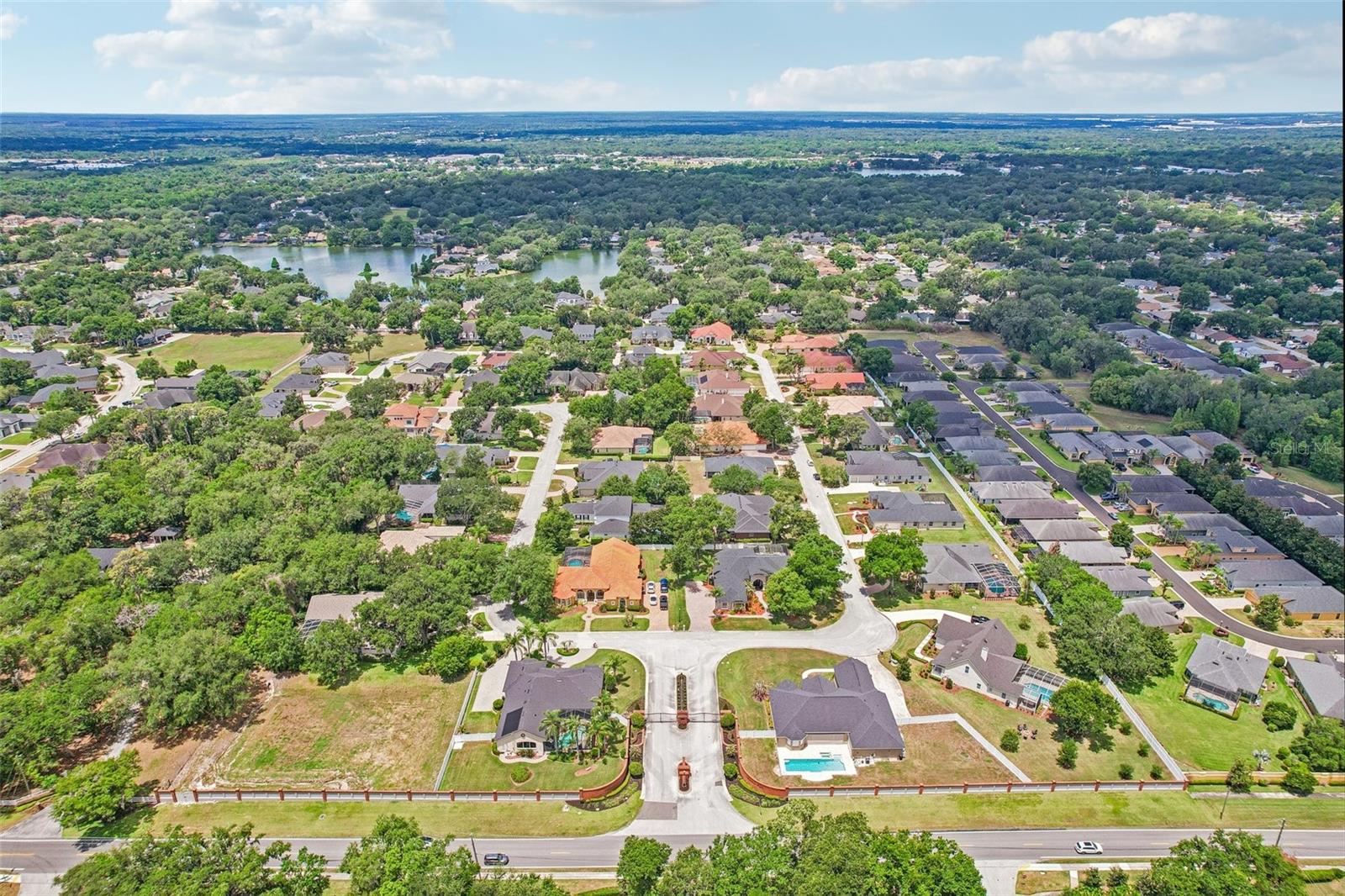 ASHTON OAKS - Residential