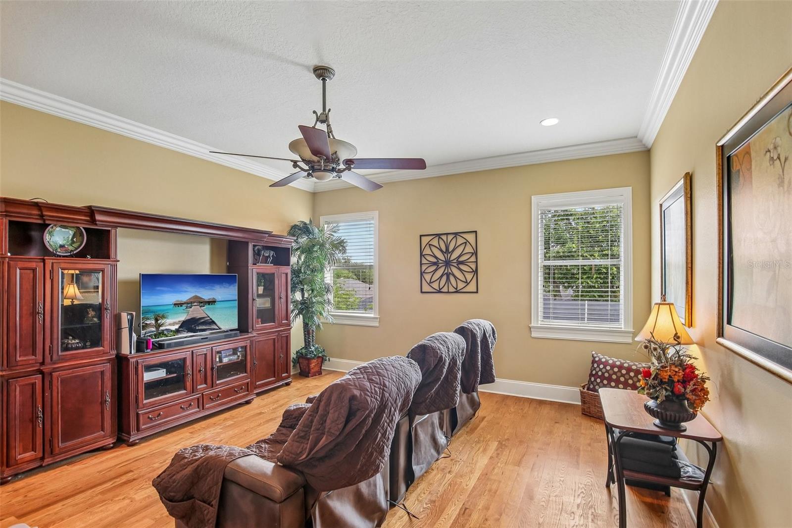 ASHTON OAKS - Residential