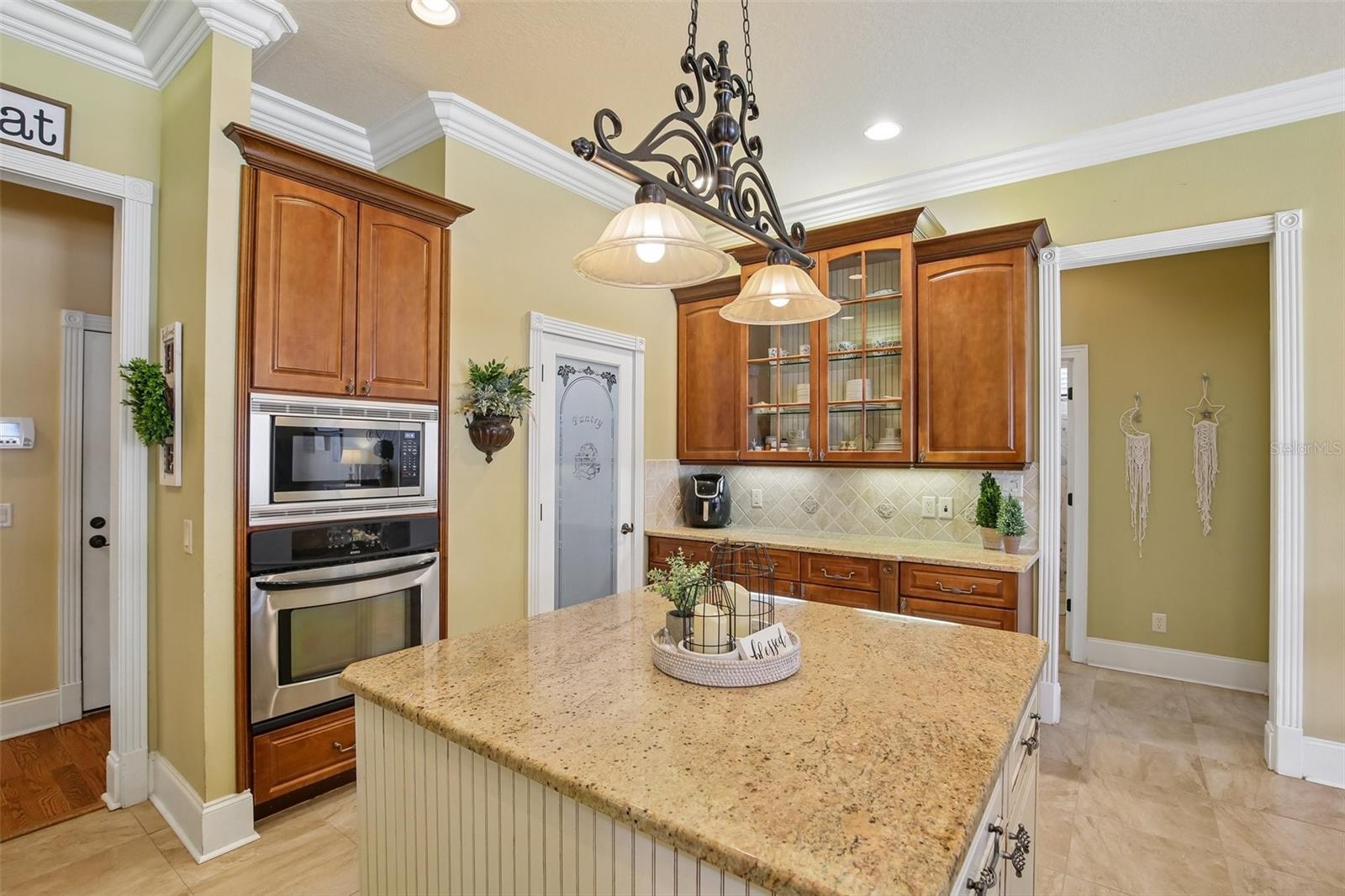 ASHTON OAKS - Residential