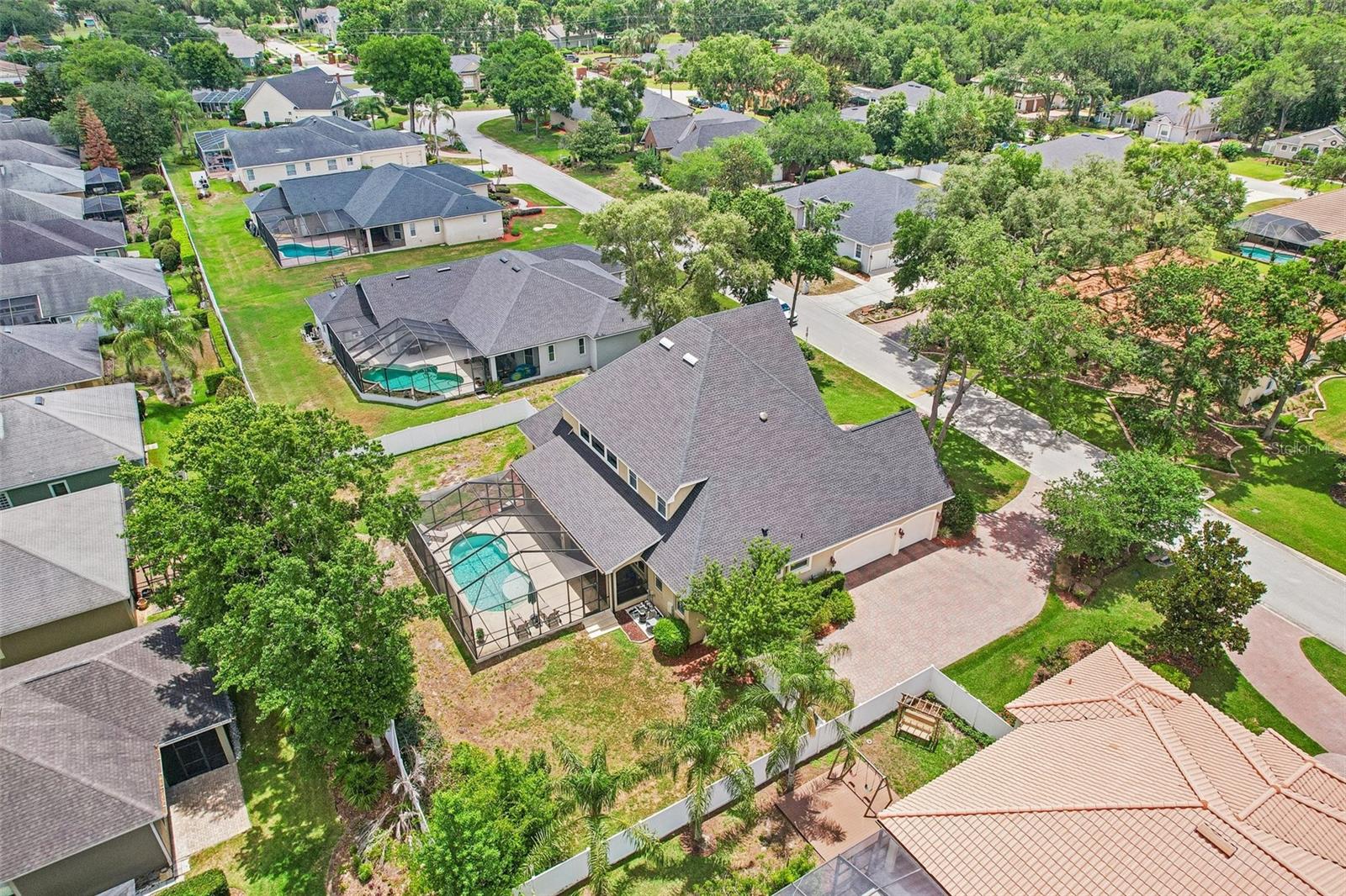ASHTON OAKS - Residential