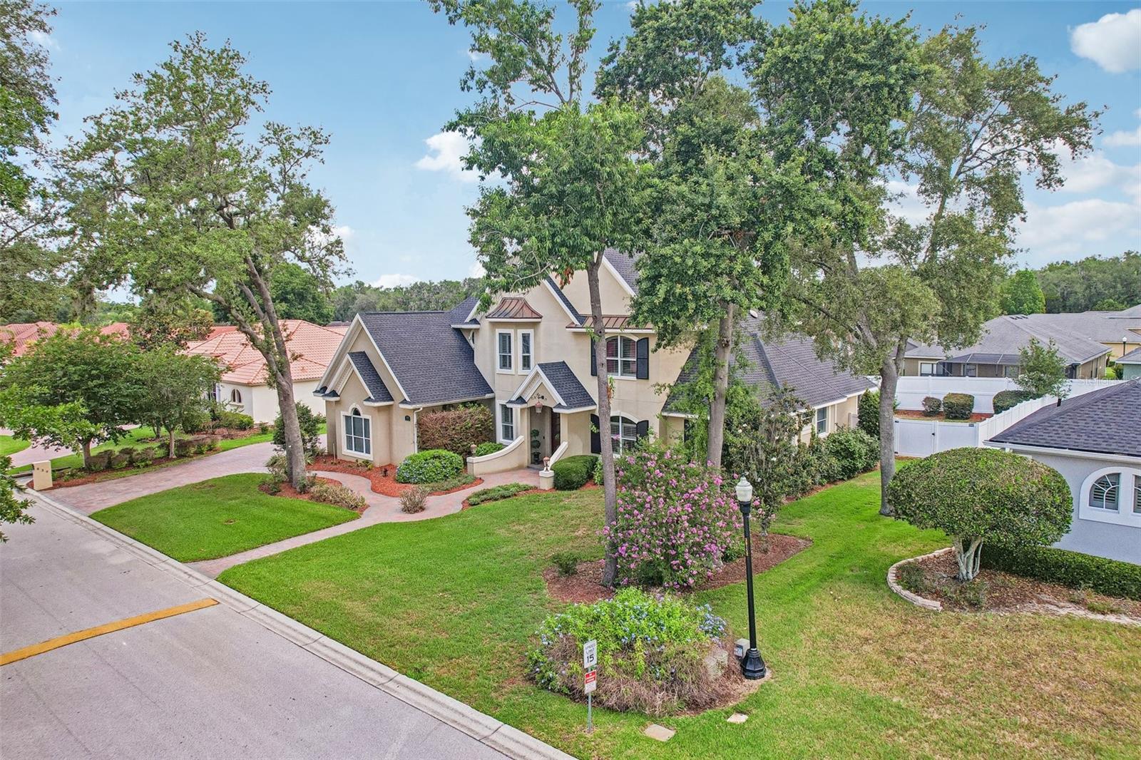 ASHTON OAKS - Residential