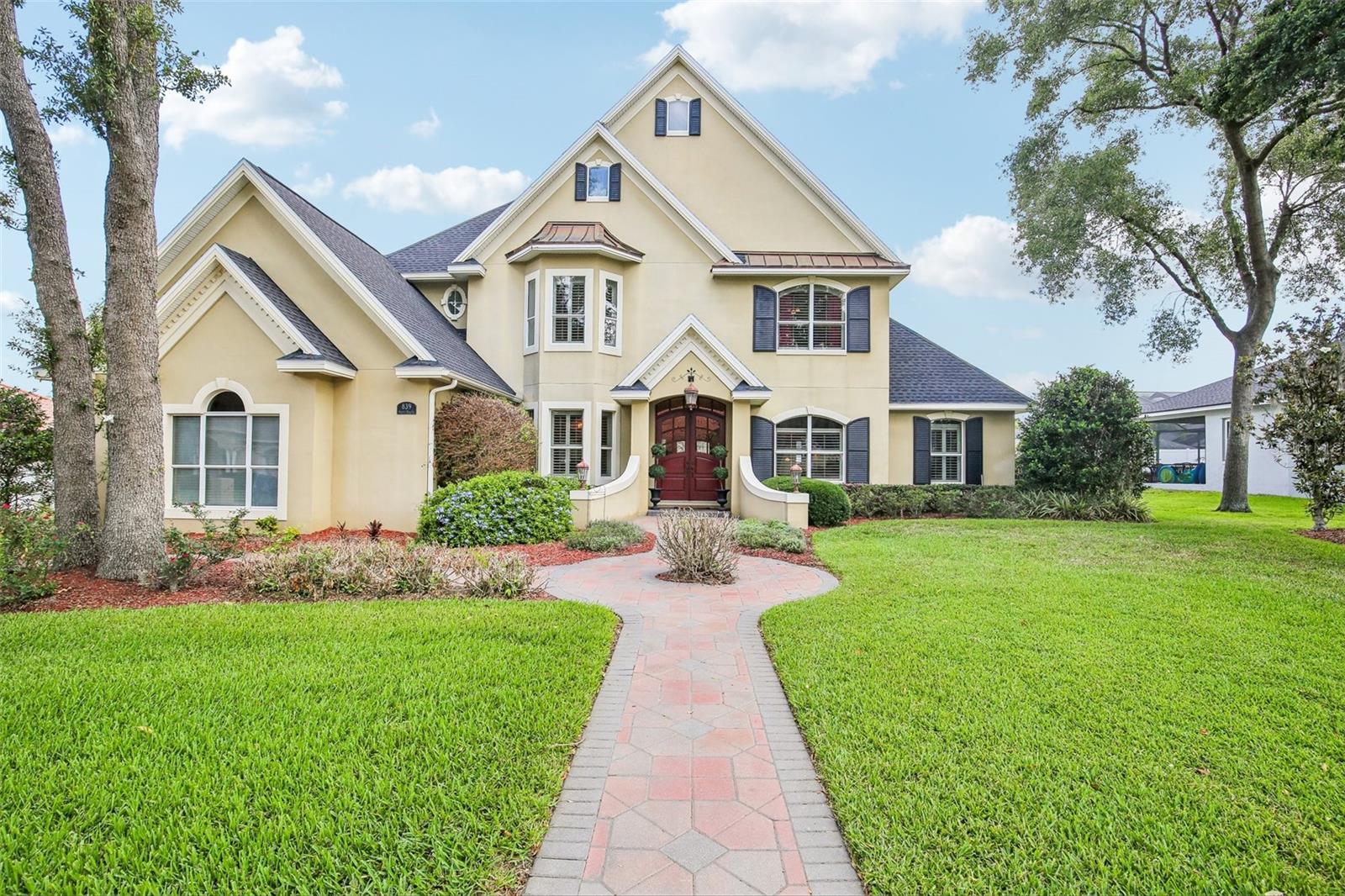 ASHTON OAKS - Residential