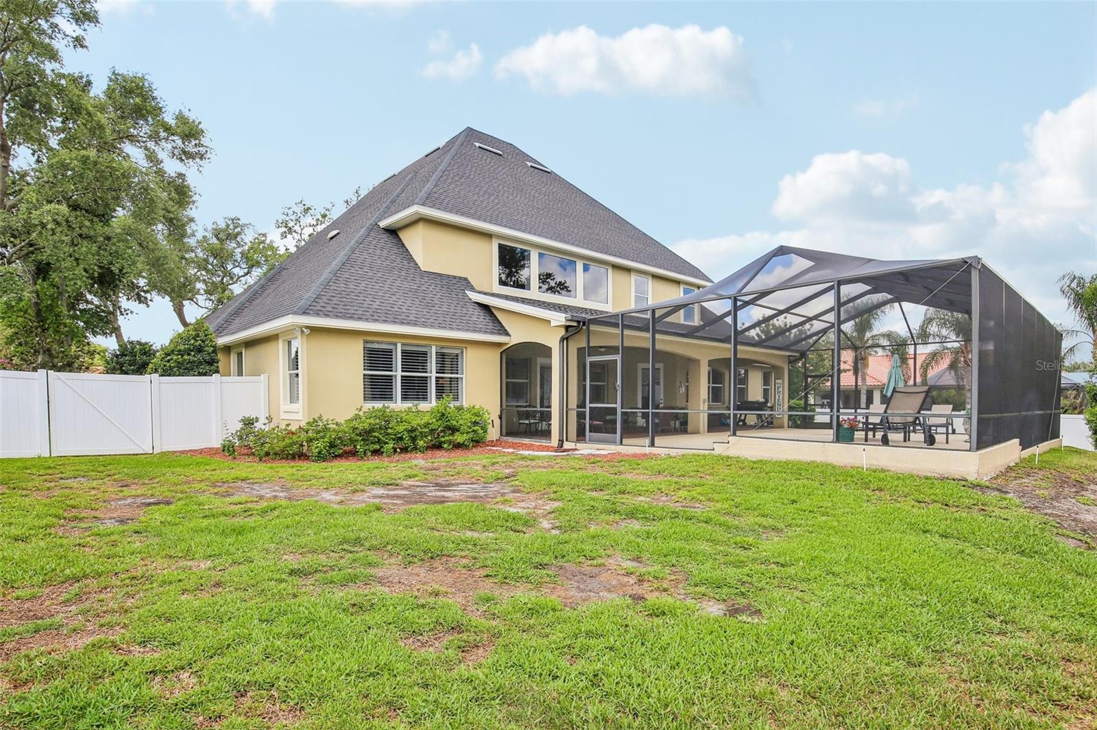 ASHTON OAKS - Residential