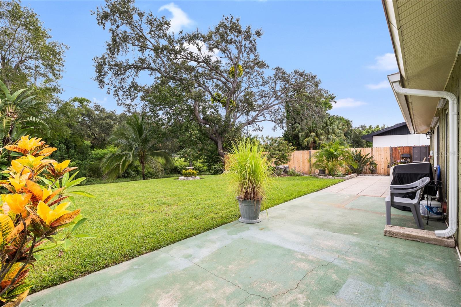 BONNIE GLYNN PH ONE-A - Residential