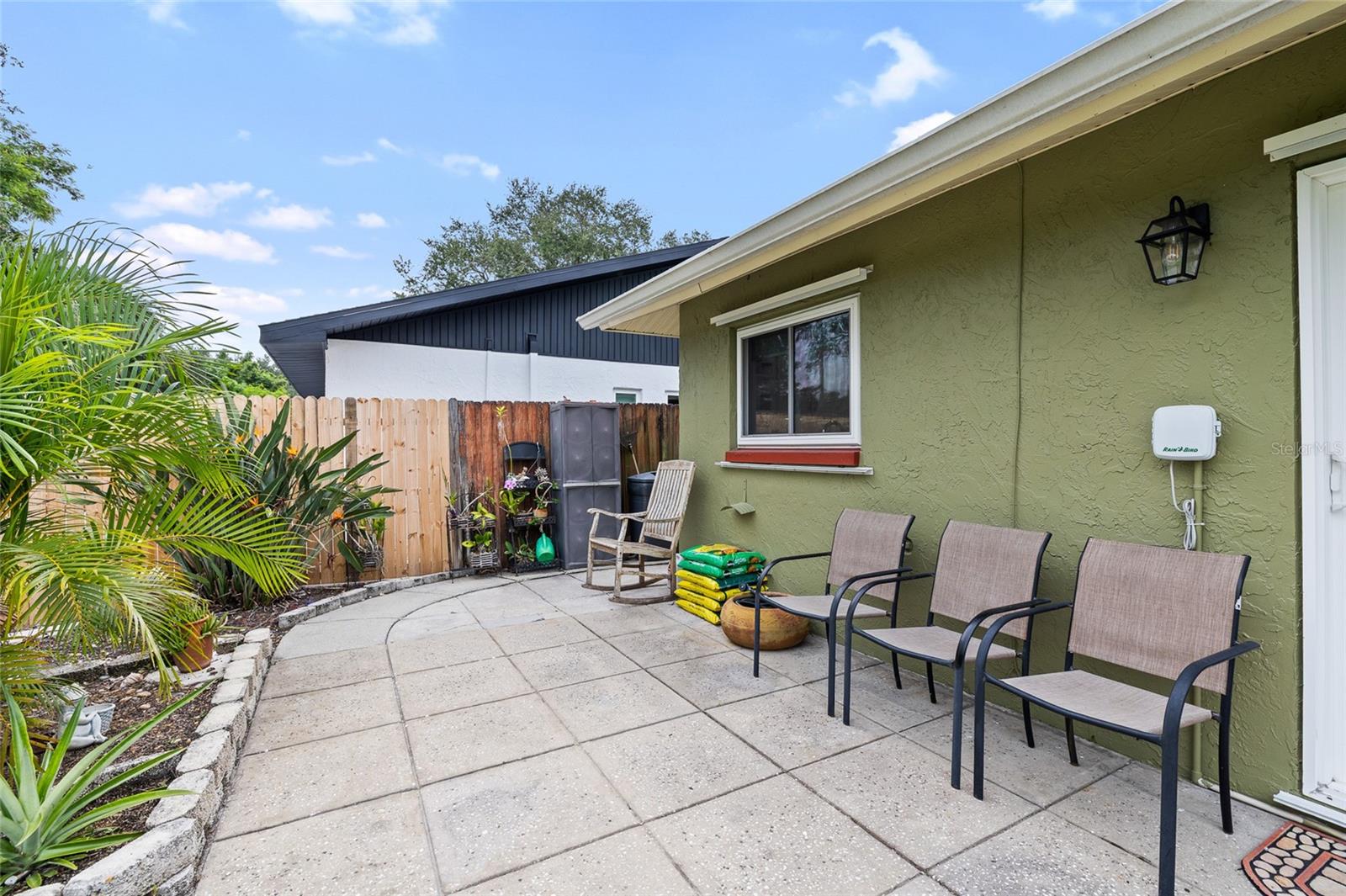 BONNIE GLYNN PH ONE-A - Residential