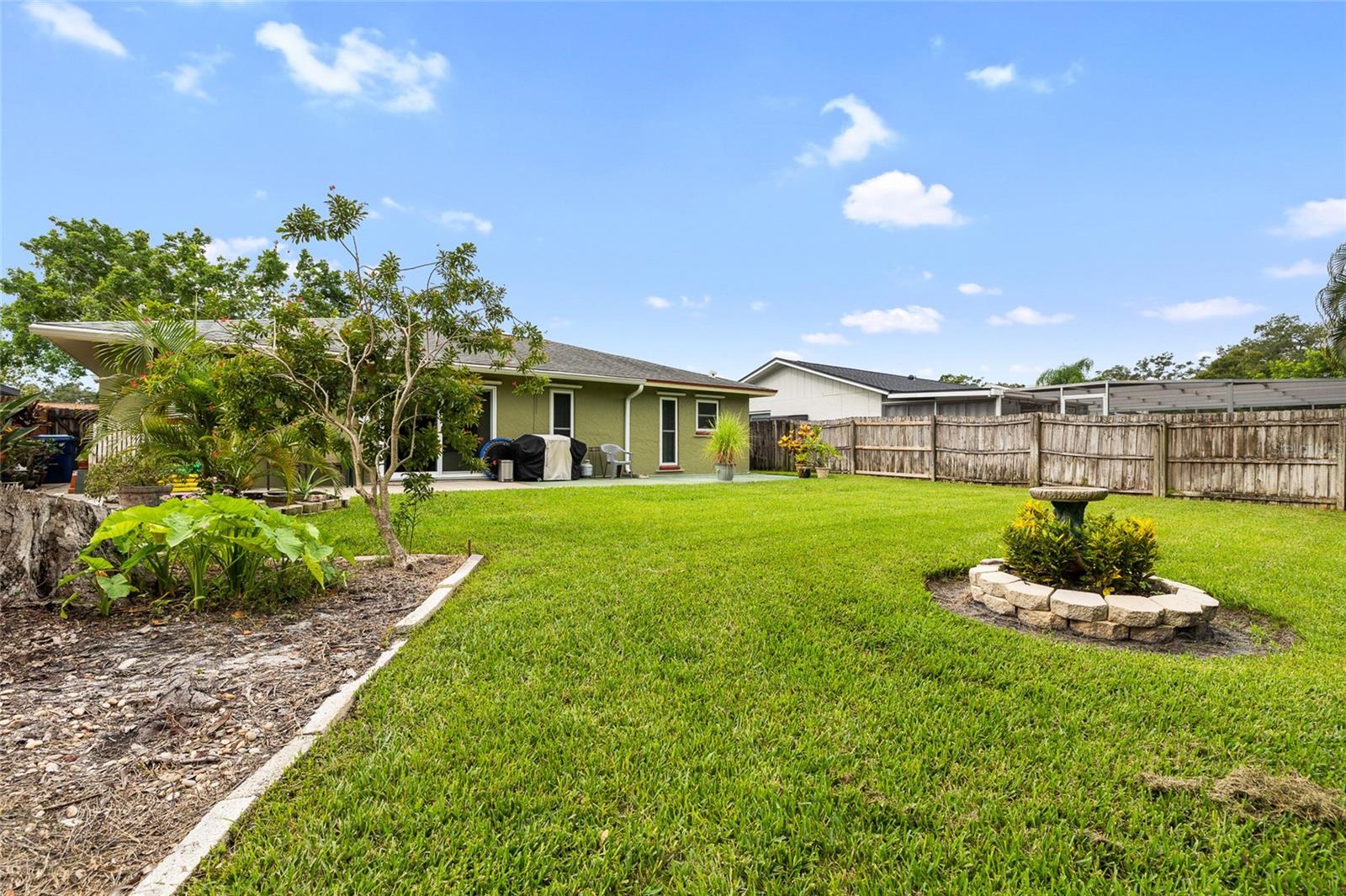 BONNIE GLYNN PH ONE-A - Residential