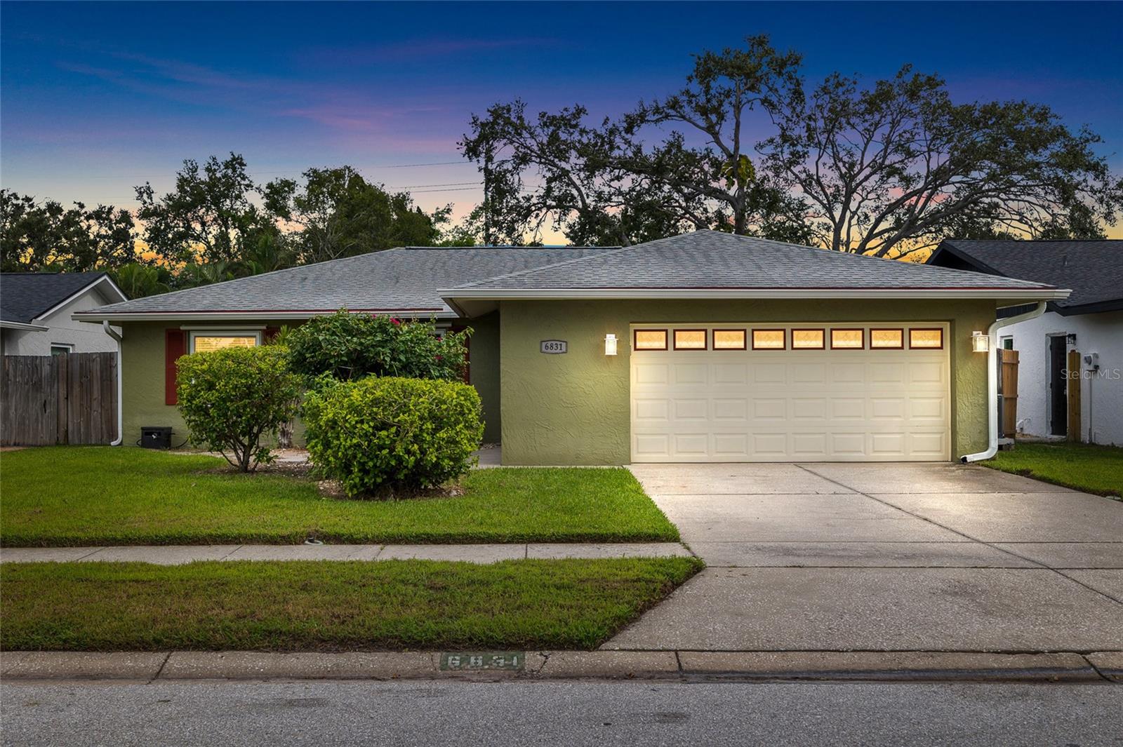 BONNIE GLYNN PH ONE-A - Residential