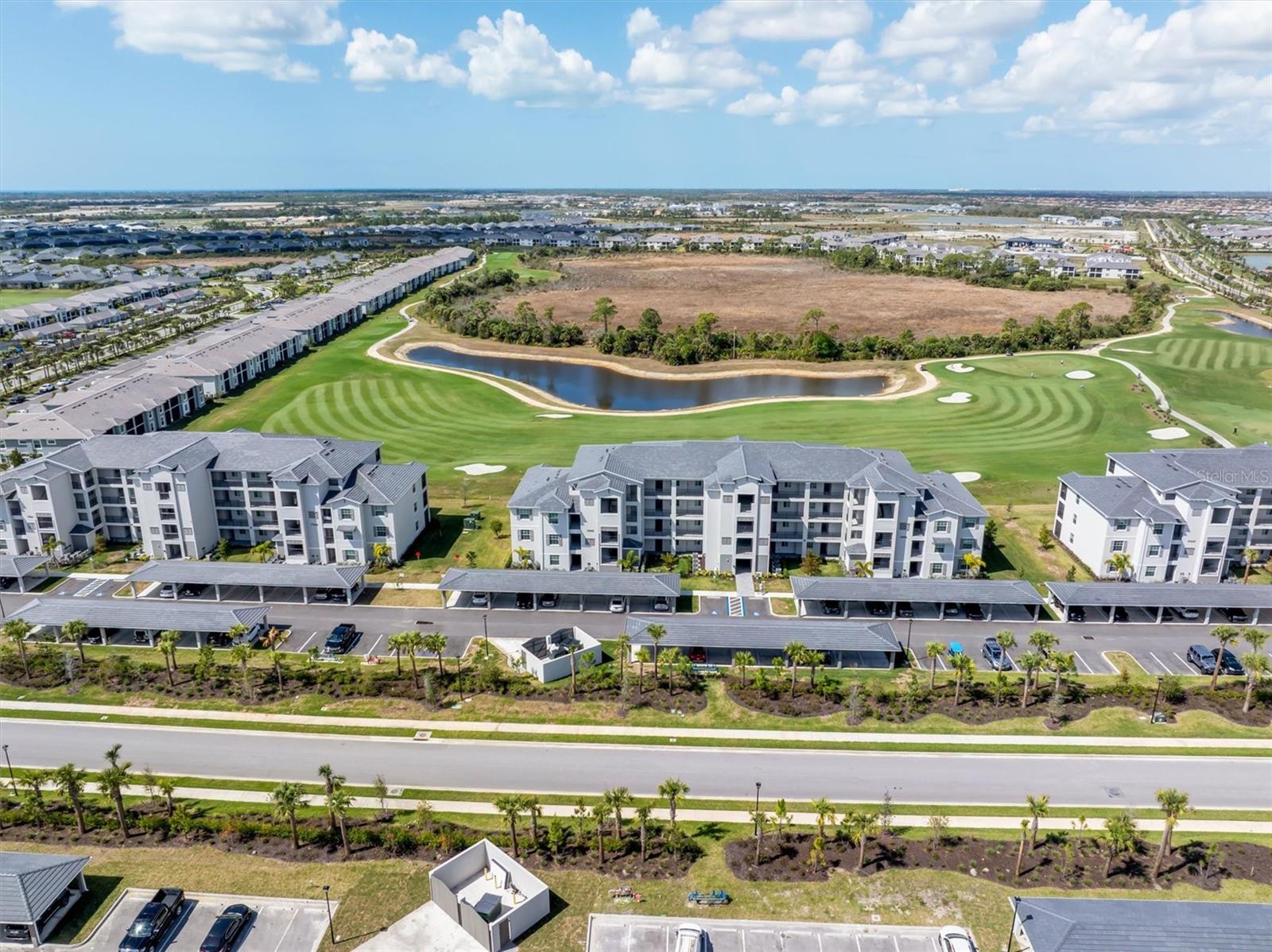 WELLEN PARK GOLF & COUNTRY CLUB - Residential