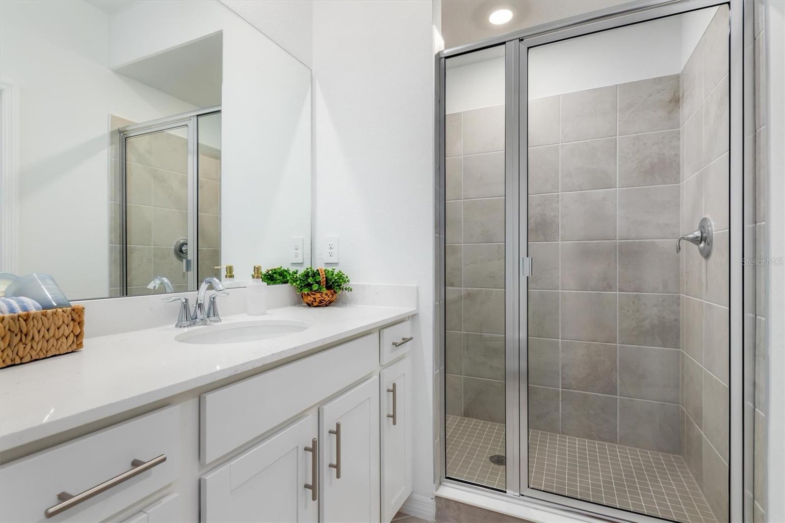 WELLEN PARK GOLF & COUNTRY CLUB - Residential