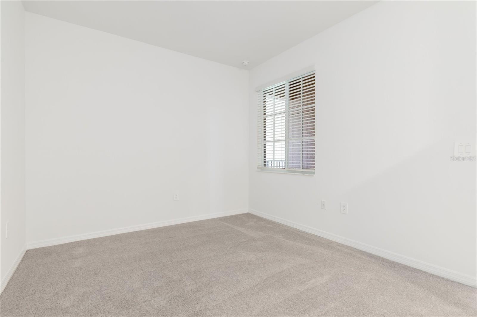 WELLEN PARK GOLF & COUNTRY CLUB - Residential