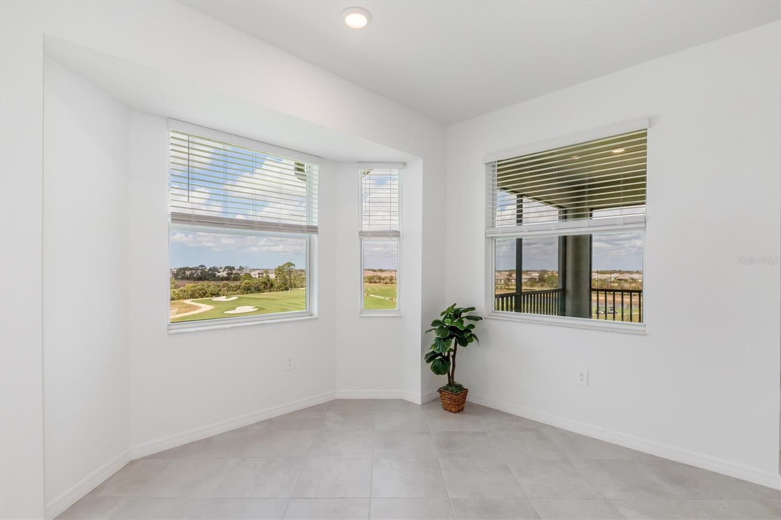 WELLEN PARK GOLF & COUNTRY CLUB - Residential