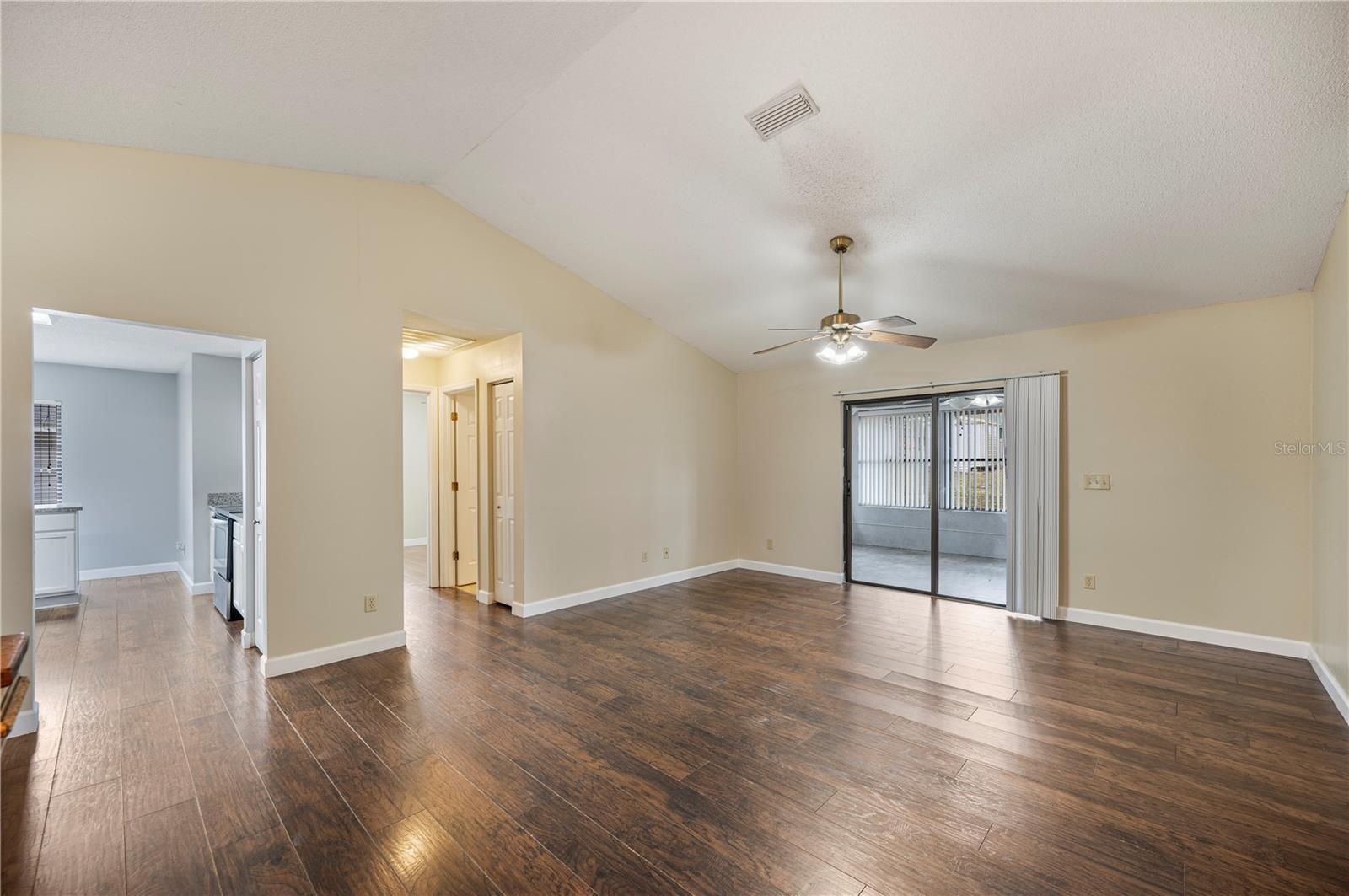 NORTH POINTE PH 01 - Residential