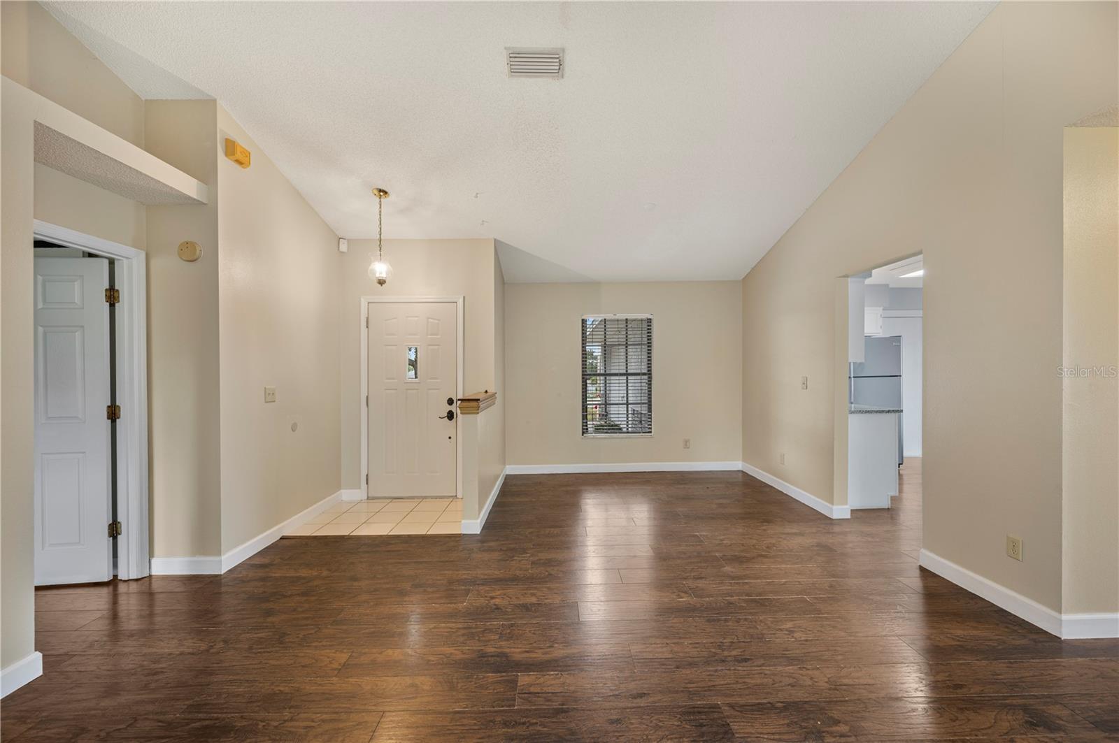 NORTH POINTE PH 01 - Residential